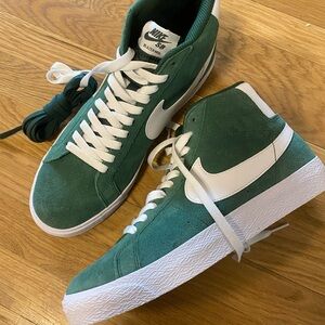 NEW Nike Zoom Blazer SB Mid Fir